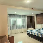 The Ocean Pearl Apartment