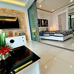 Wong Amat Tower 28 Floor