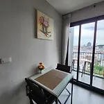 Apartment The Base In Pattaya