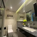 อพาร์ทเม้น Sea View Luxury Escape *