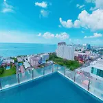 The Base Sea View * Pattaya