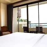 Sunshine & Residences โรงแรม 3*