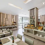 Hotel Altera And By At Mind 4*