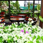 โรงแรม Romeo Palace 3*