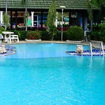 Romeo Palace โรงแรม 3*