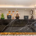 เดอะ โกลเด้น วิล บูติคแอนด์สปา 3* Pattaya