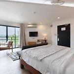 The Corner โรงแรม 3*