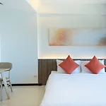 Hotel J 4*