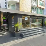 Pattaya Sea View Hotel - Sha Extra Plus