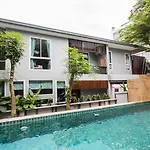 Tamnak 11br With Privater Pool โรงแรม