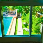 โรงแรม Tamnak 11br With Privater Pool
