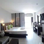 April Hotel Pattaya