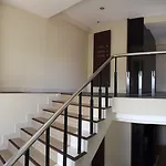 April Hotel 3*