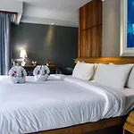 Oyo 143 Dday Resotel Pattaya