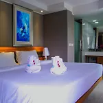 Oyo 143 Dday Resotel 4*