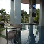 Oyo 143 Dday Resotel Hotel 4*