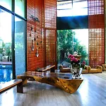 Oyo 143 Dday Resotel Hotel Pattaya