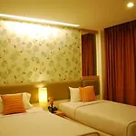 Windmill Hotel 3*