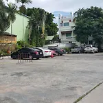 Windmill Hotel