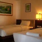 Naris Art Hotel