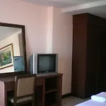 Naris Art Hotel