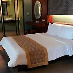 Hotel Long Garden & Pavilions