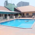 Green Beach Pattaya Hotel 2*