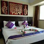 Siwalai Place โรงแรม 3*