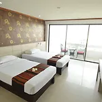 โรงแรมเวลคัม พลาซ่า โรงแรม