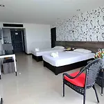 โรงแรม โรงแรมเวลคัม พลาซ่า