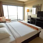 โรงแรมเวลคัม พลาซ่า 3*