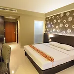 โรงแรม โรงแรมเวลคัม พลาซ่า 3*