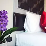 โรงแรม H.boutique 3*