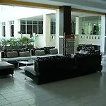 Crown Pattaya Beach Hotel