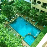 โรงแรม โอเปย์ เดอ เพลส