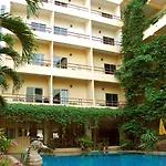 โรงแรม โอเปย์ เดอ เพลส Pattaya