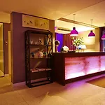 Hotel The Weekend 3*