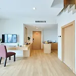 Adelphi Hotel Pattaya