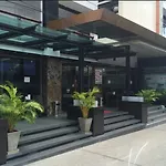 Hotel Serenotel