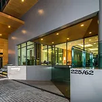 Seven Zea Chic Hotel
