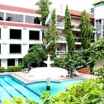 Seashore Pattaya Resort