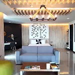 โรงแรม Tsix5 Phenomenal