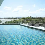 โรงแรม Tsix5 Phenomenal 5*