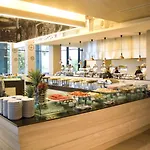 Tsix5 Phenomenal 5*