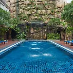 Resort The Agate Boutique