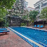 The Agate Boutique 4*