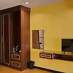 Taj Place Residency Hotel 2*