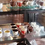 Steak And Co. Boutique Hotel 2*