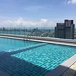 อพาร์ทเม้น Vision Pratumnak By Sunny Pattaya