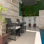 The Pool Jomtien A23 *